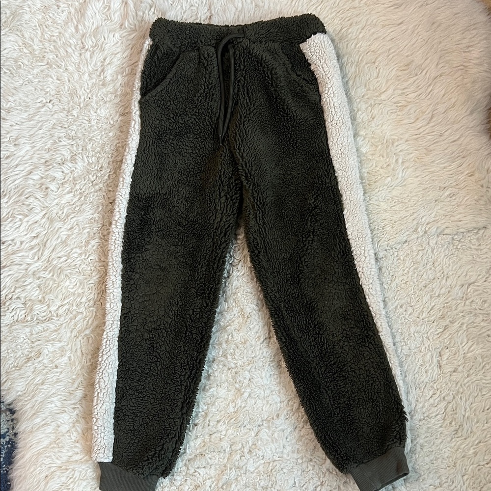 Cozy Kids Teddy Sherpa Joggers - Hunter Green and White 7-8 Yrs
